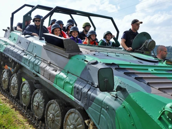 Můžete jej řídit po celém off-road areálu! 
