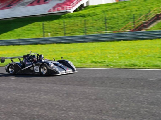 Radical SR4 na okruhu